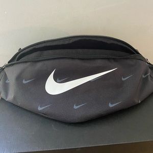 Nike Waist Pack